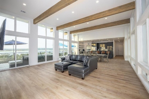 THE OASIS AT CANYON LAKE home image 12